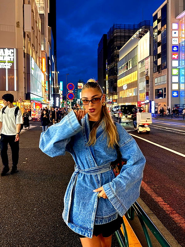 maya.keyy instagram image archive image