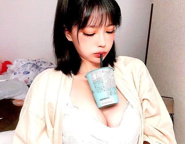 erokochiba instagram image archive image