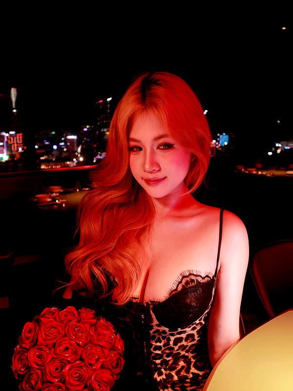 lyhythuedoxinh instagram image archive image