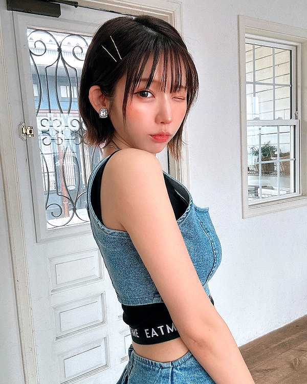 enakorin instagram image archive image