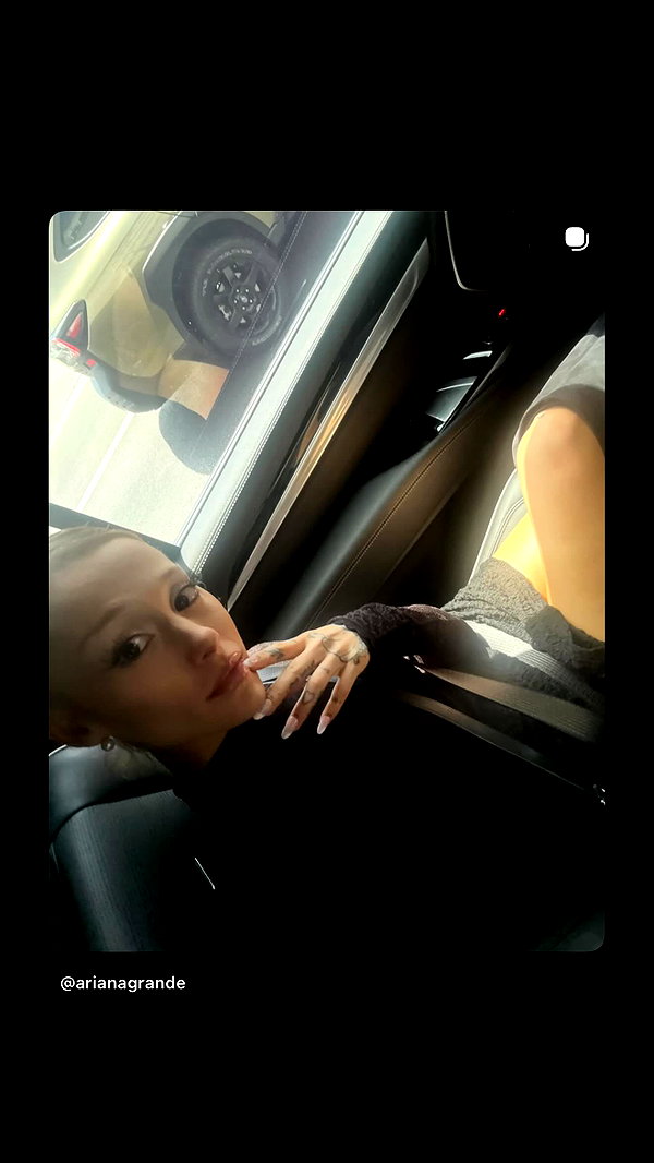 arianagrande instagram image archive image