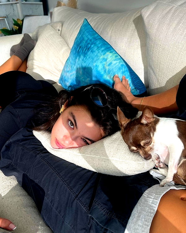 oliviaphillipps instagram image archive image