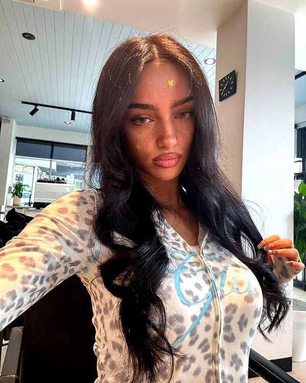 ellachristo instagram image archive image