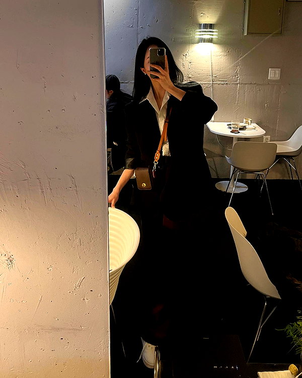 daxbin instagram image archive image