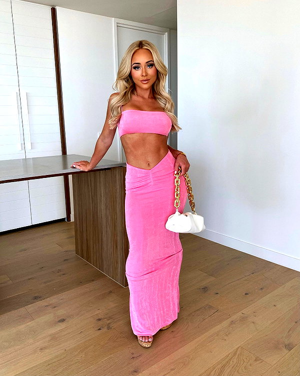 allieauton instagram image archive image