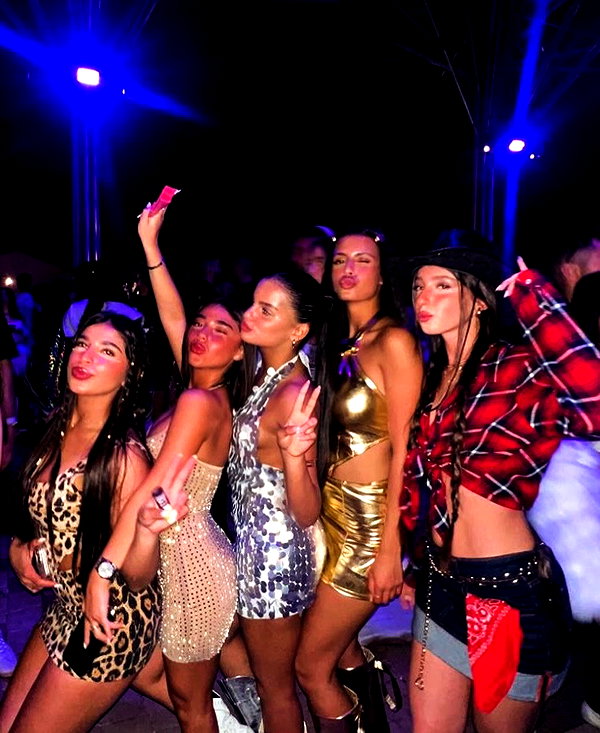 lian_sabag8 instagram image archive image