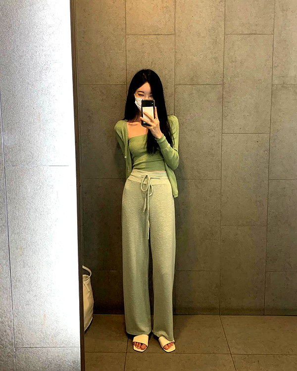 daxbin instagram image archive image