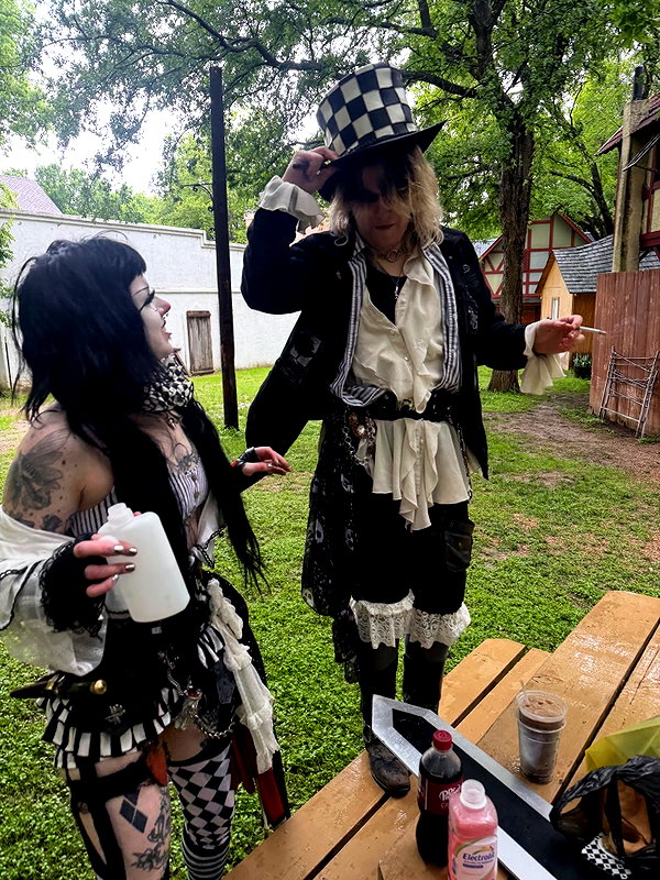 yeahimcaroline instagram image archive image