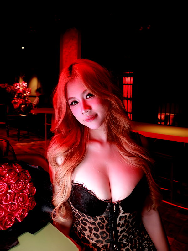 lyhythuedoxinh instagram image archive image