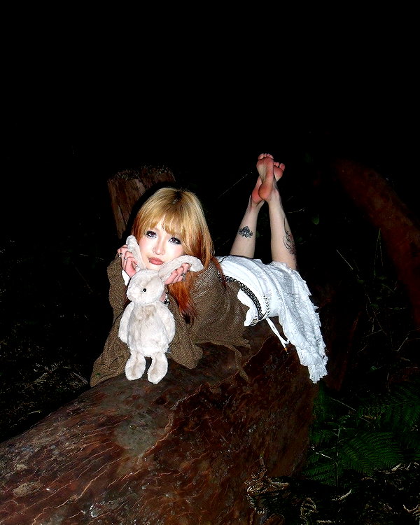 angelwithashotgunxx instagram image archive image