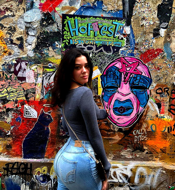 vanessa.rhd instagram image archive image