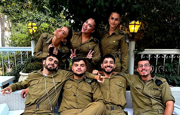 libby_reut instagram image archive image