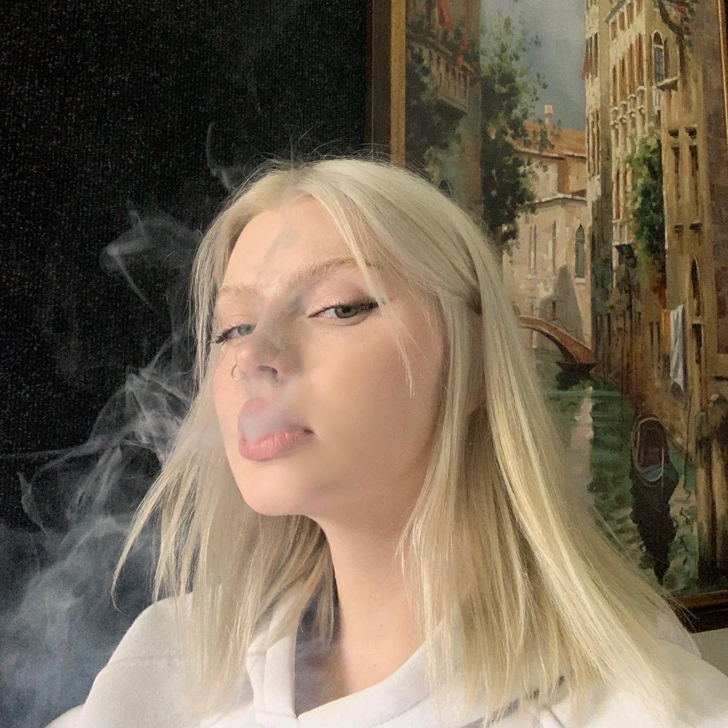 annfigmax instagram image archive image