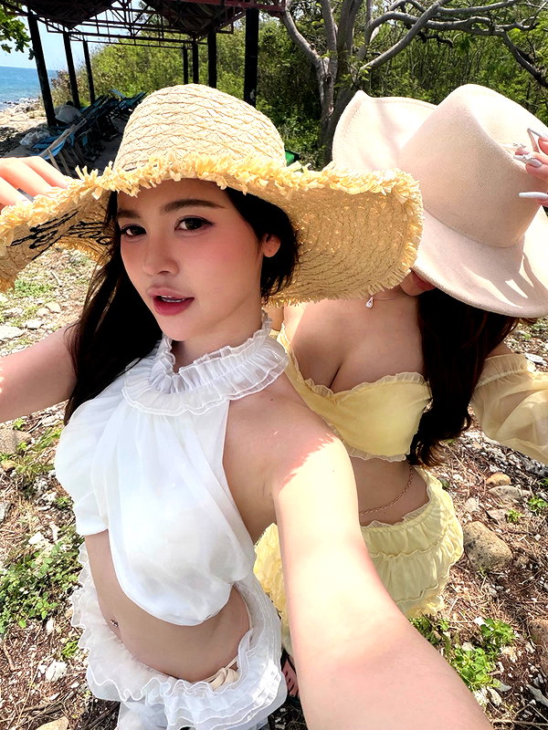 lyhythuedoxinh instagram image archive image
