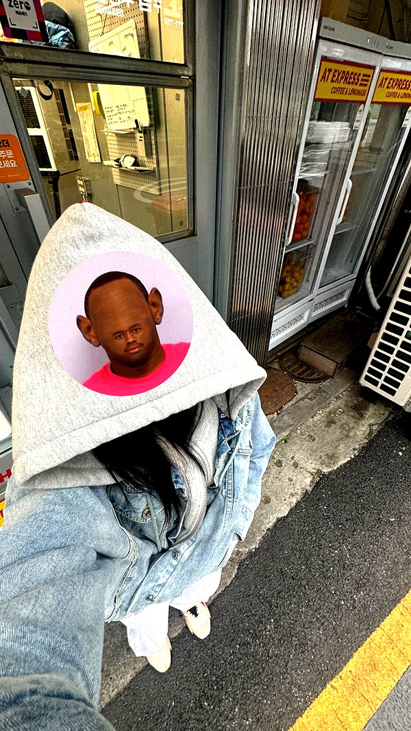 Archived image from @heroineseen on Instagram