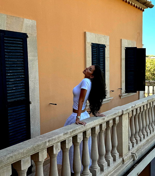 zoeliss instagram image archive image