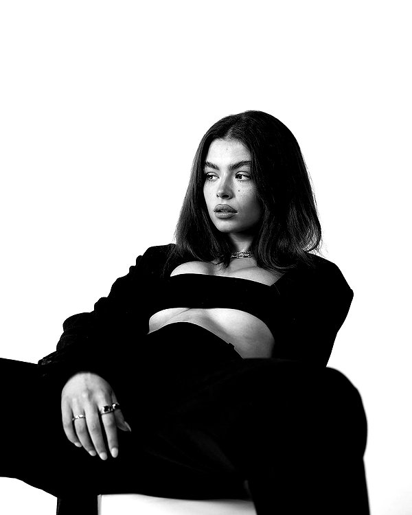 oliviaphillipps instagram image archive image