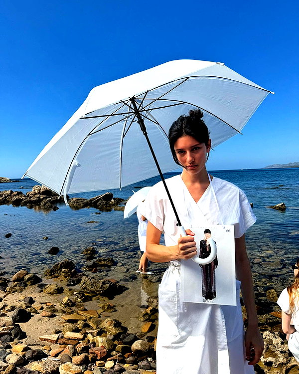 reneeebeller instagram image archive image