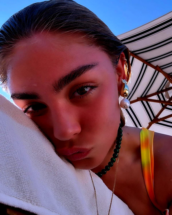 maya.keyy instagram image archive image