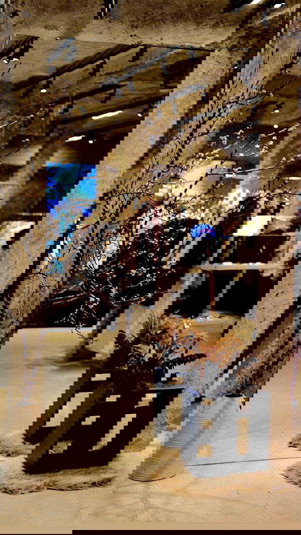 giangg._ giangg._ archive image