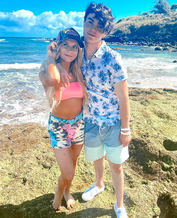 ellianawalmsley instagram image archive image