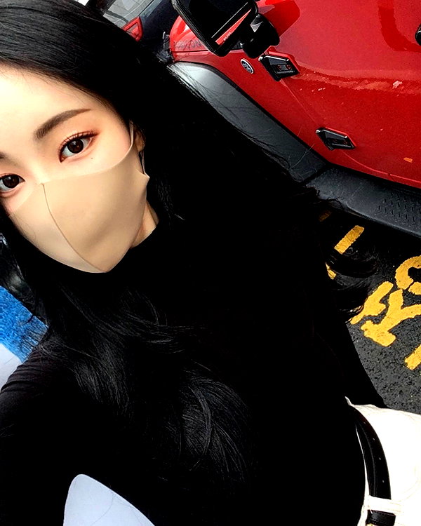 daxbin instagram image archive image
