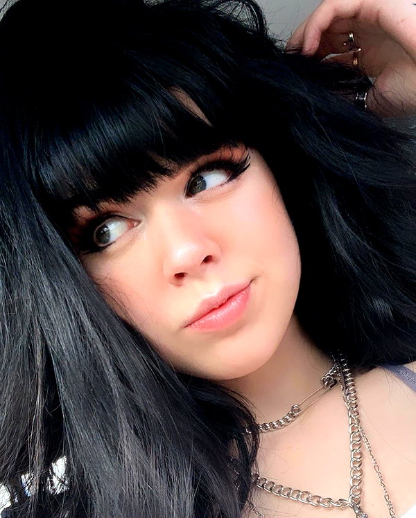 yeahimcaroline instagram image archive image
