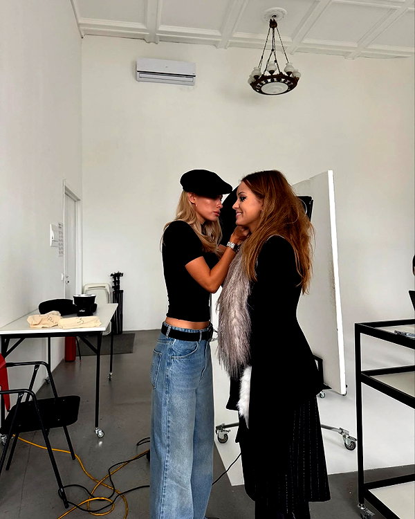 kkwwwv instagram image archive image