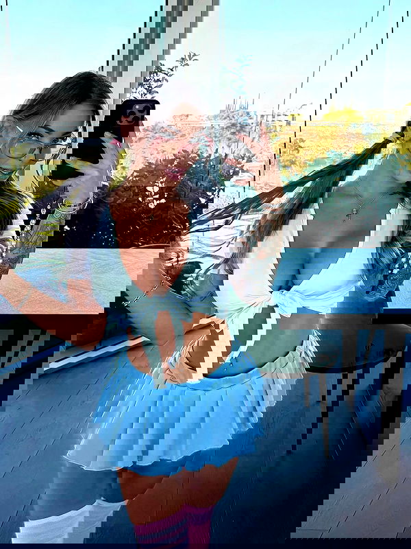 itshayleydavies itshayleydavies archive image