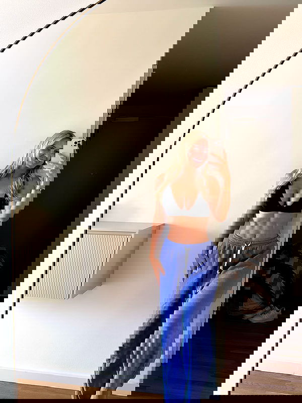 alexis.blond alexis.blond archive image