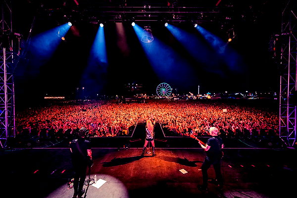 avrillavigne instagram image archive image