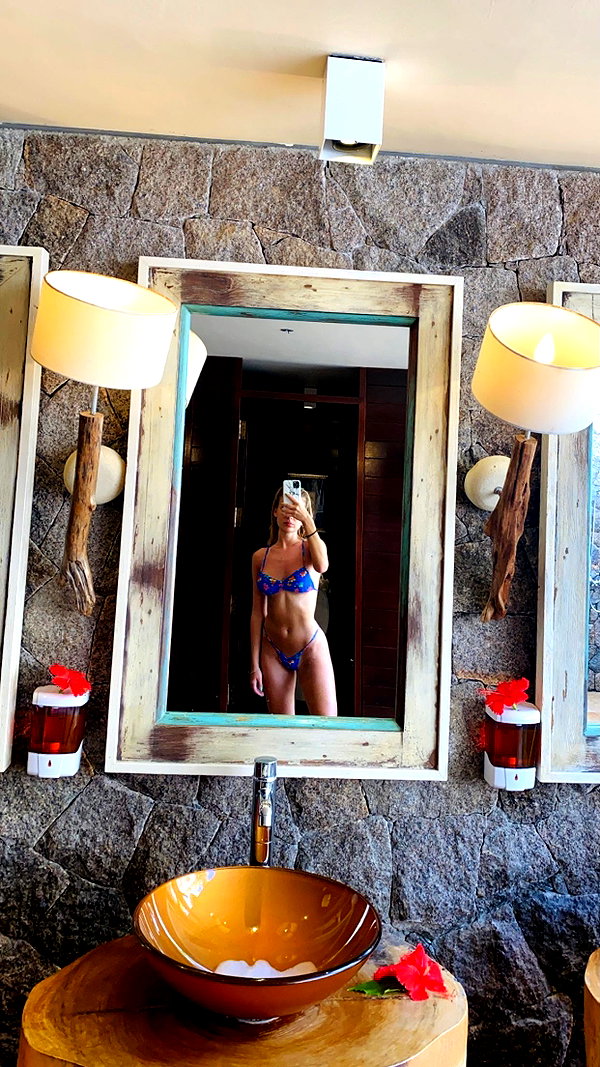 barzomer instagram image archive image