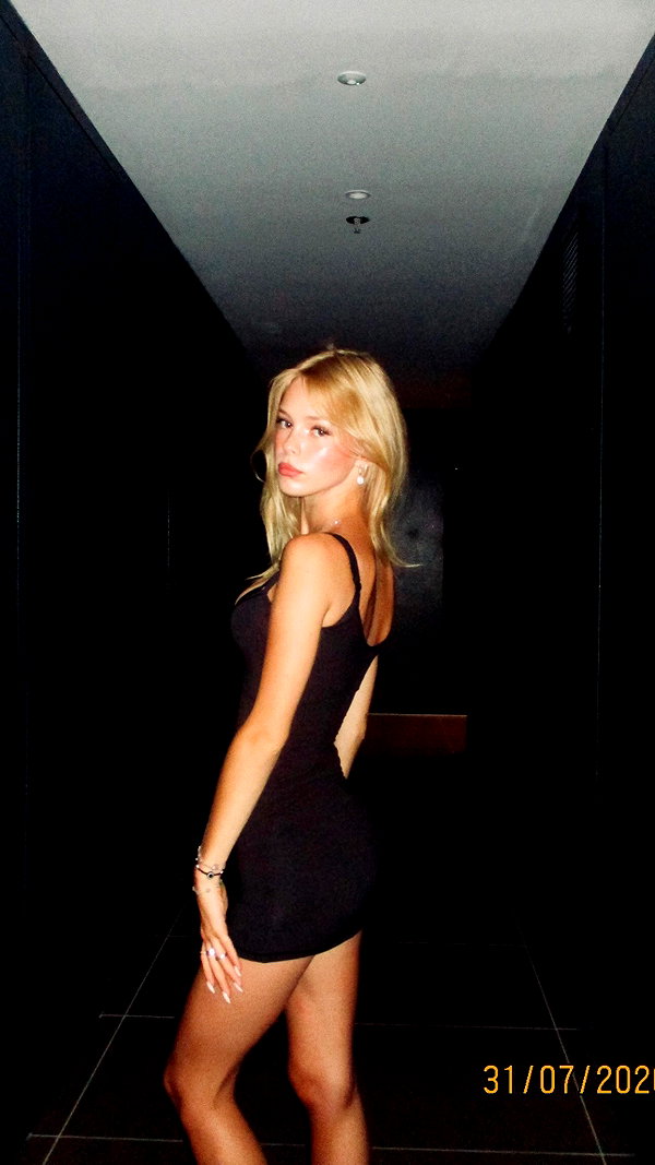 alisa.paigin instagram image archive image