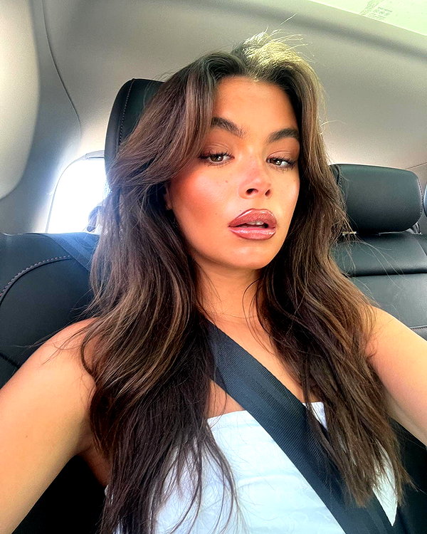 oliviaphillipps instagram image archive image
