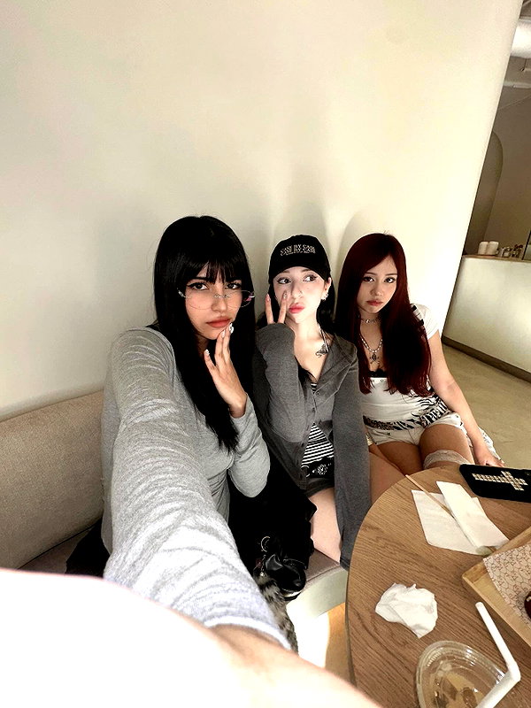 connie.01j instagram image archive image