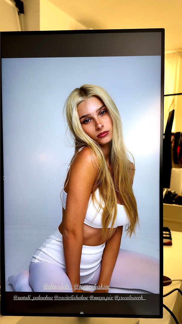 ella_netzer8 instagram image archive image