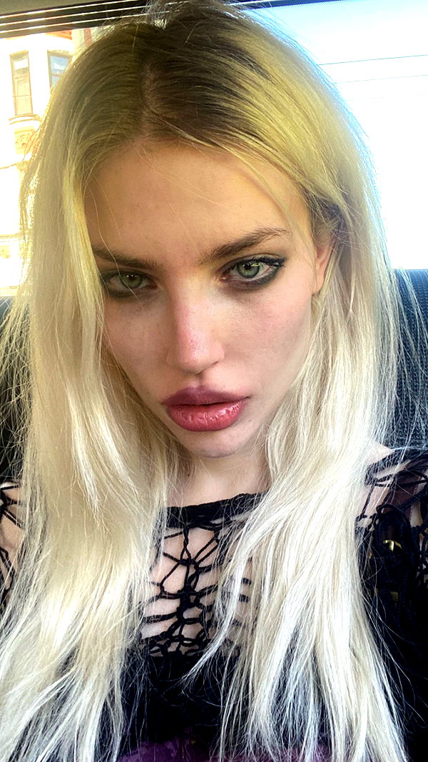 alien.hanna instagram image archive image