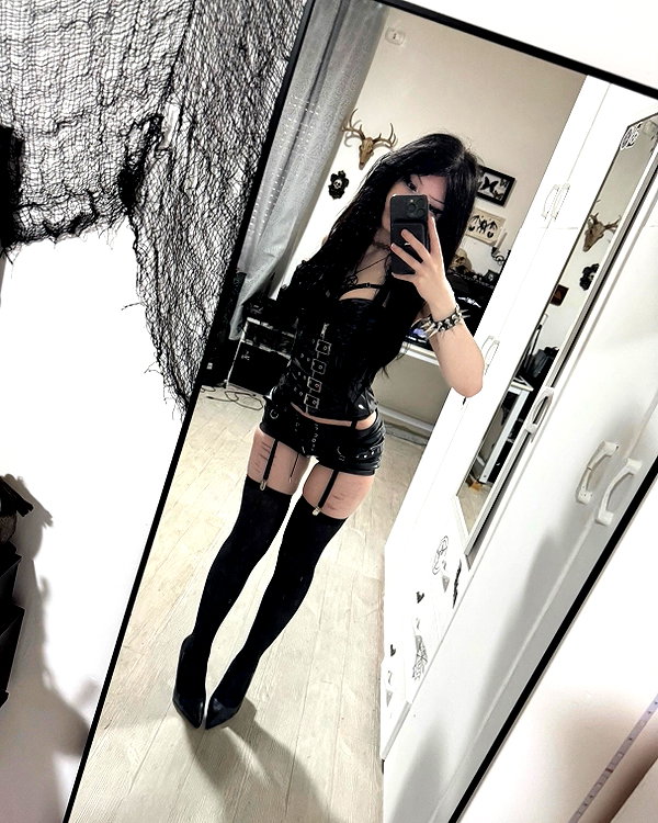 vampiryska instagram image archive image