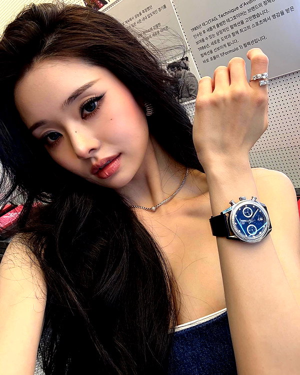 dear.zia instagram image archive image