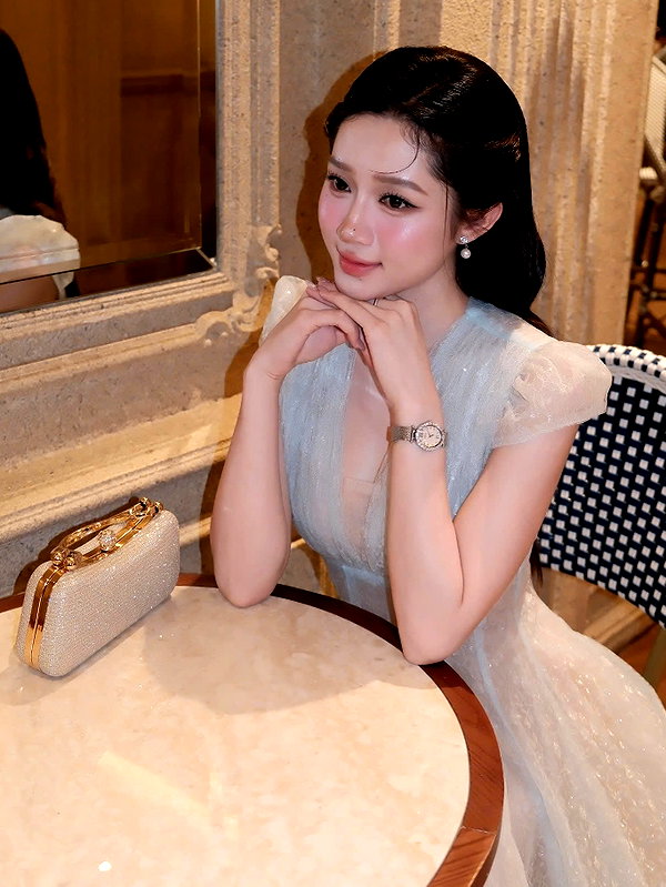 lyhythuedoxinh instagram image archive image
