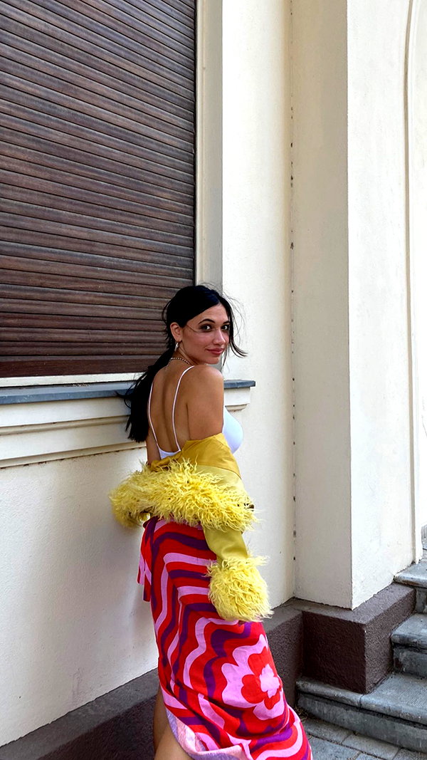 romi_henenson instagram image archive image