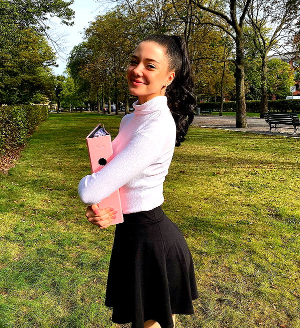 vanessa.rhd instagram image archive image