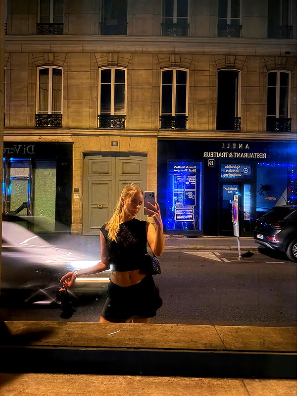 carolinezalog instagram image archive image