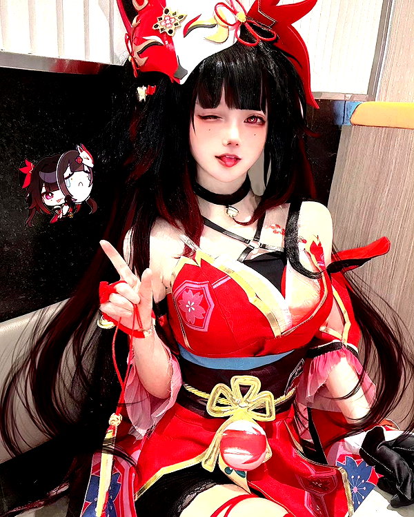 gallery_cosplayer instagram image archive image