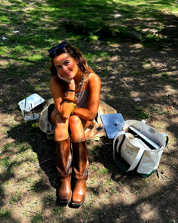 isabella.lauren instagram image archive image