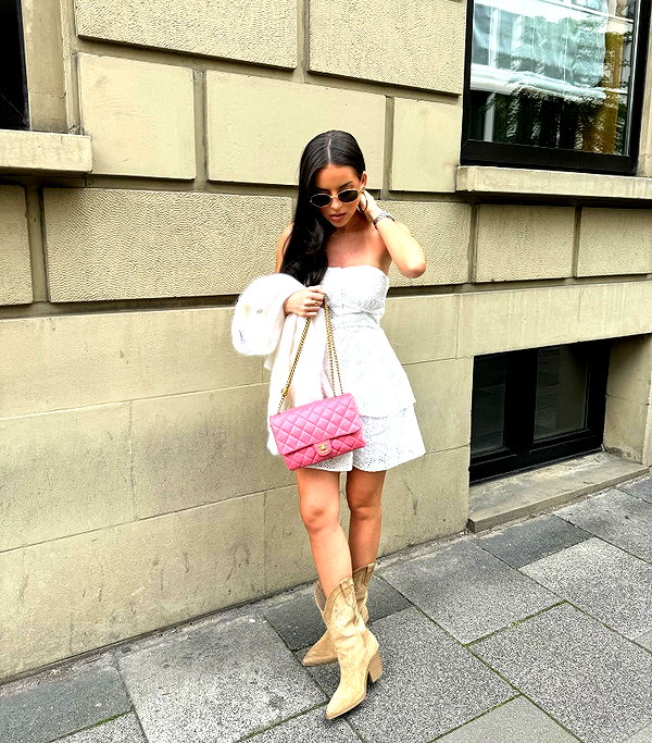 zoeliss instagram image archive image