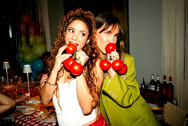 shakira instagram image archive image