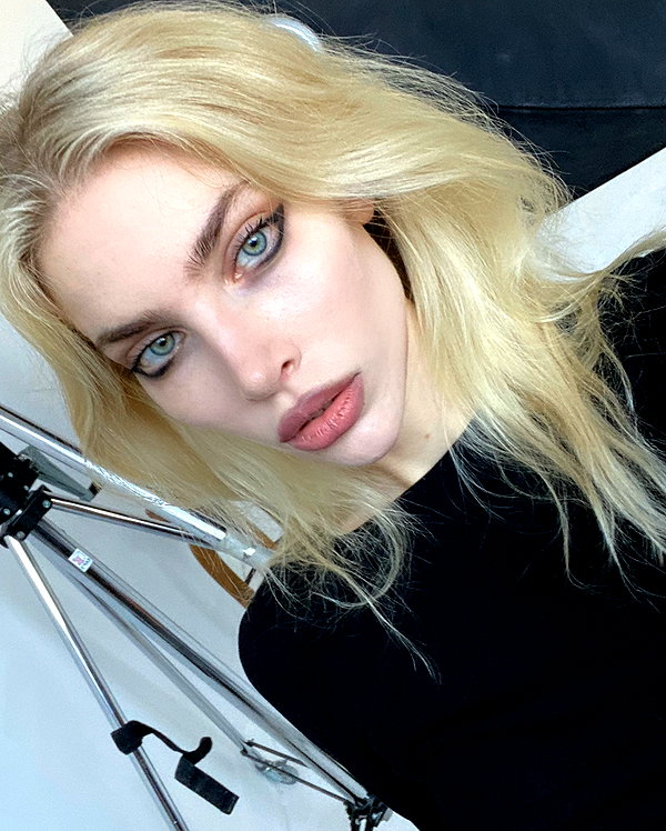 anya4everr instagram image archive image