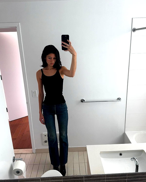reneeebeller instagram image archive image