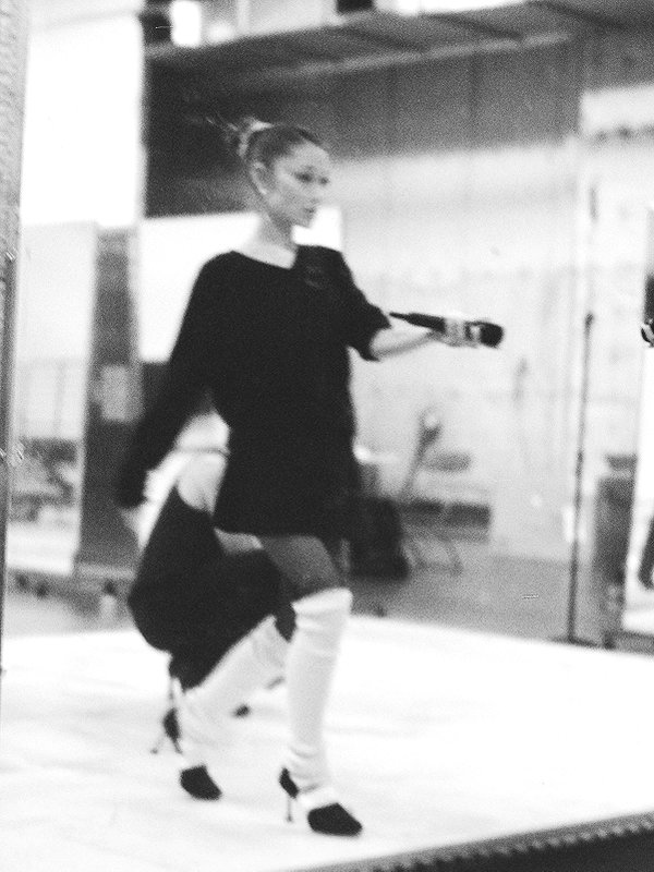 arianagrande instagram image archive image